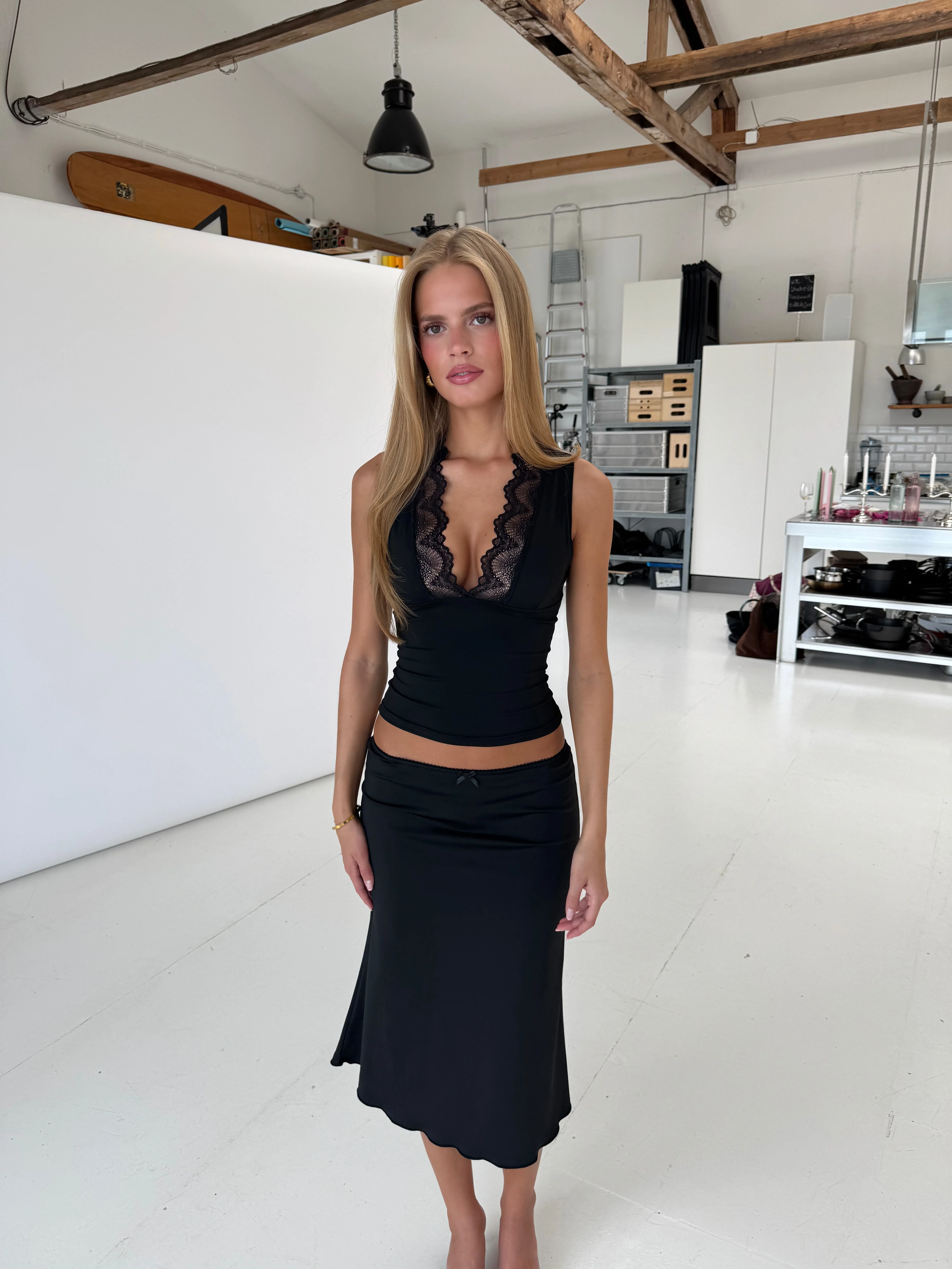 Lucia basic lace top - black - Image 3