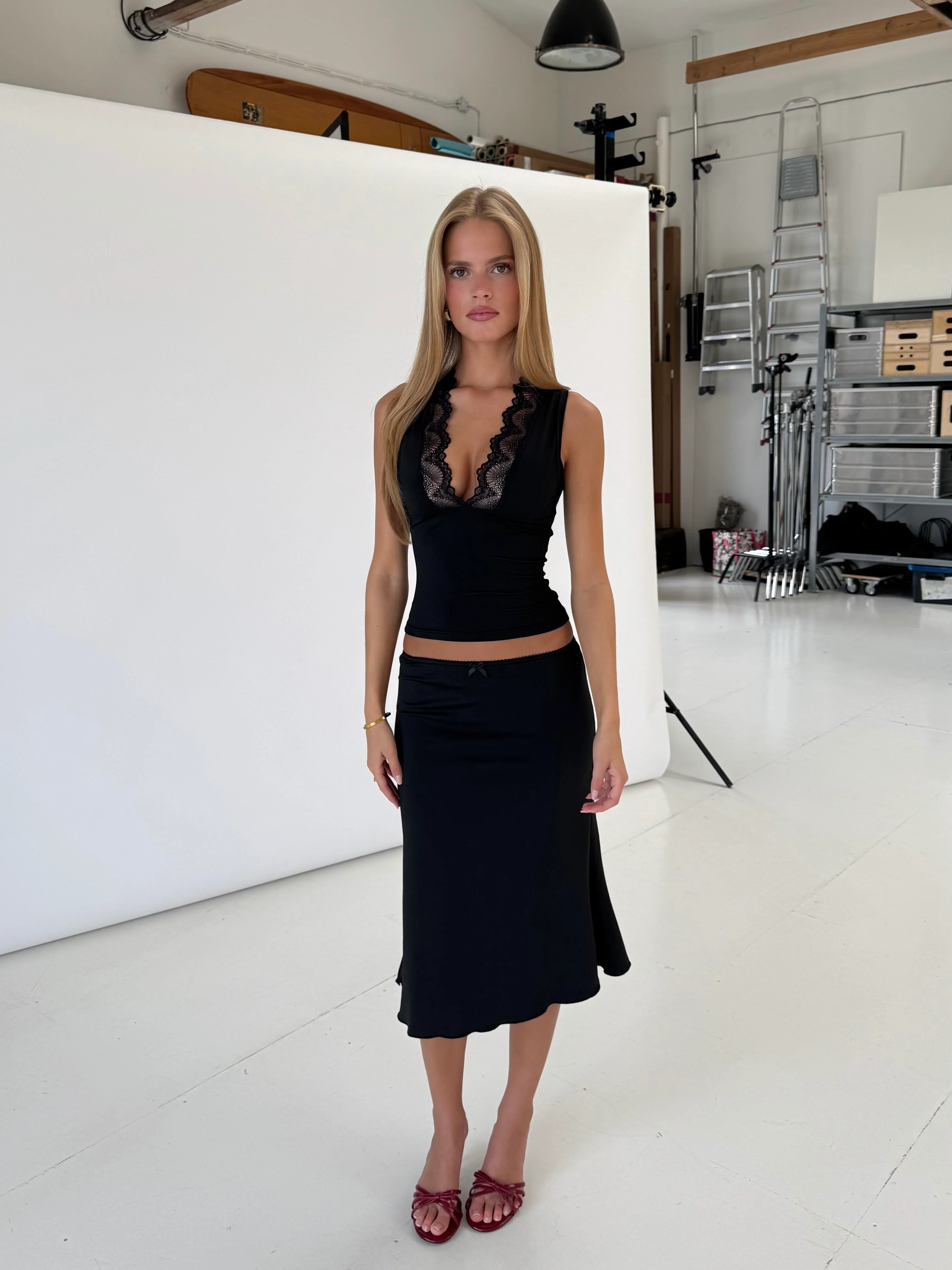 Lucia basic lace top - black - Image 4